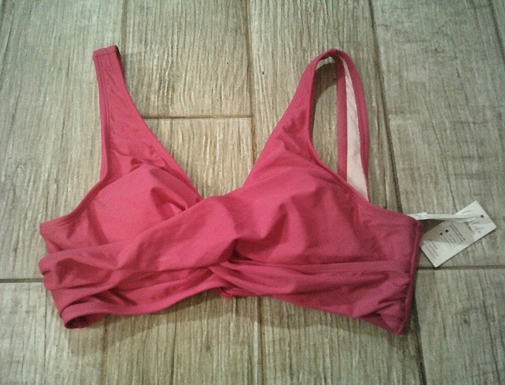 Cupshe NWT Fuschia swimsuit top Size Large